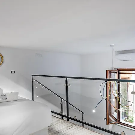 Loft In