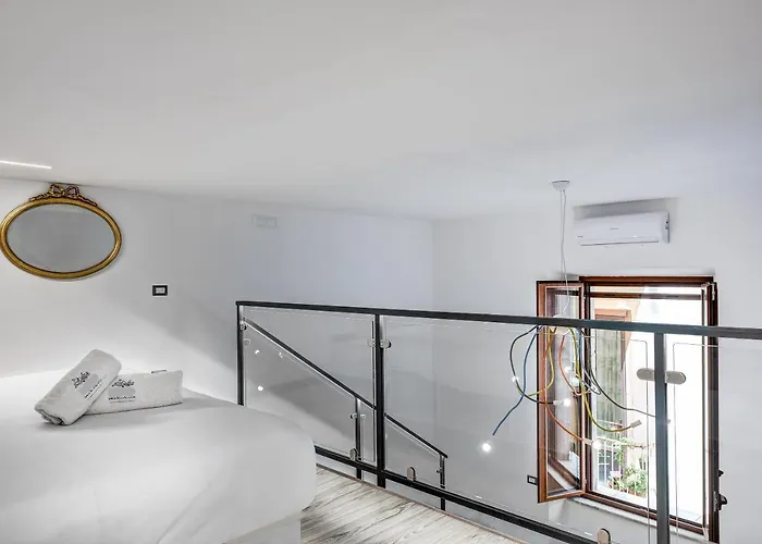 Loft In